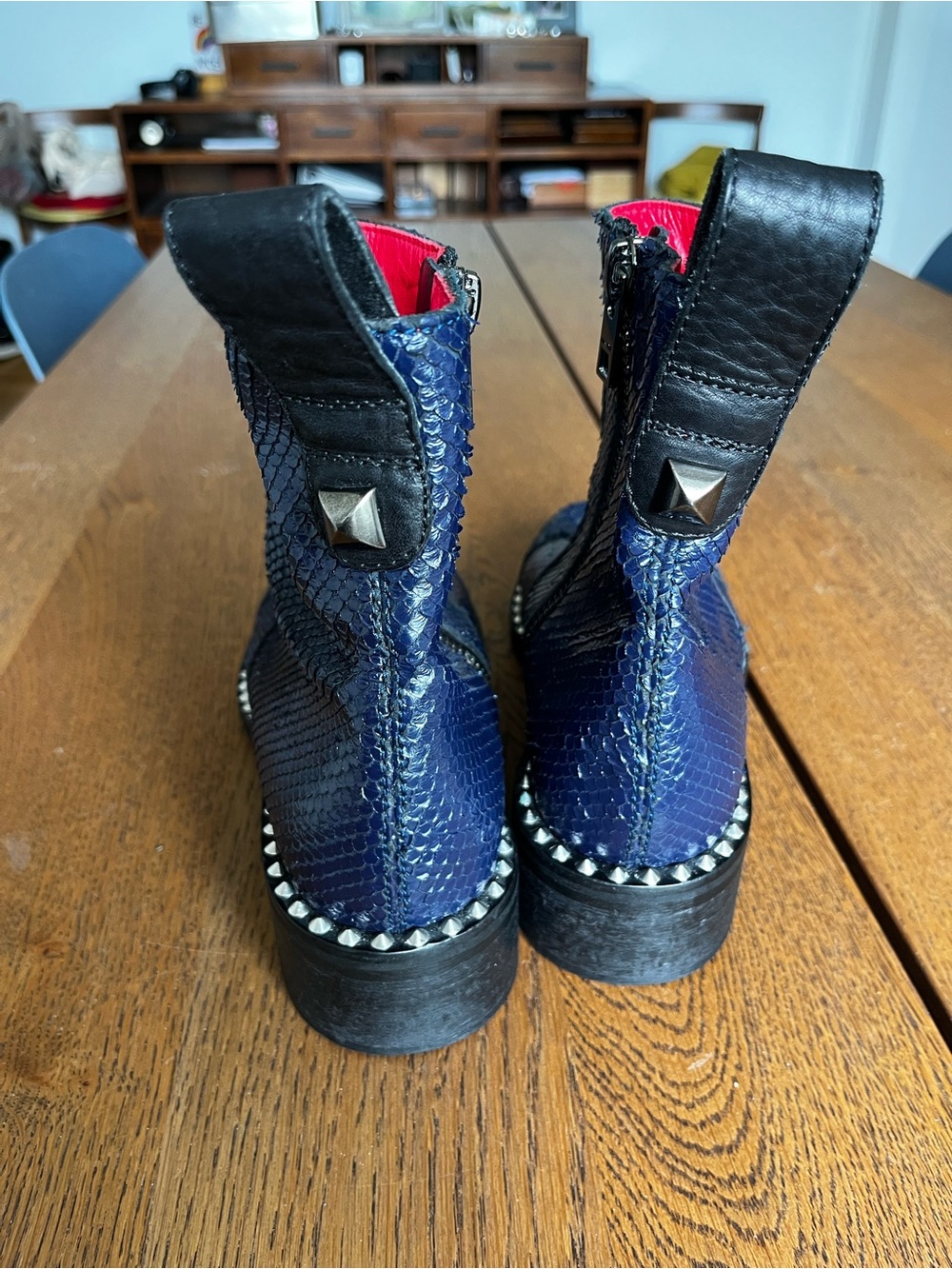 Cobalt blue leather textured boots by Zadig & Voltaire Sz 39 - Picture 17 of 17